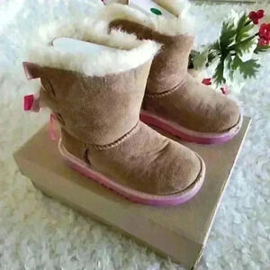 Ugg Baby Girls Bailey Bow II Azalea Boot